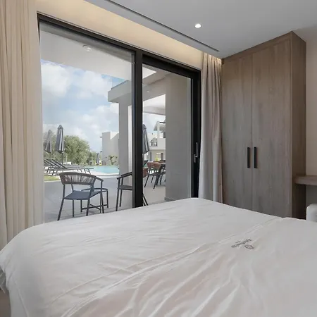 Kymothoe Elite Villa Planos