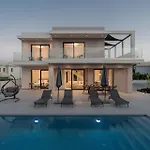 Kymothoe Elite *