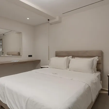 Kymothoe Elite * تسيليفي